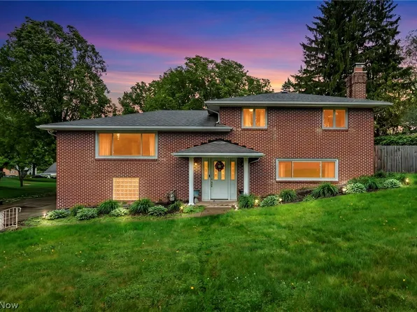 4841 Glenennis Cir NW, Canton, OH 44708