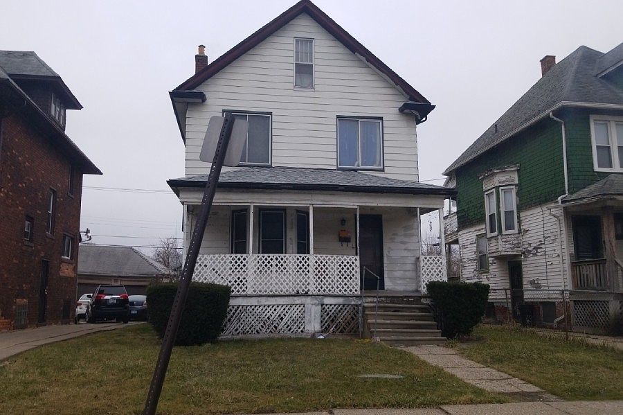 1st image of 59 Waverly St
