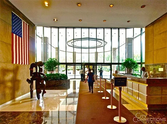 Rented by City Connections Realty | media 16