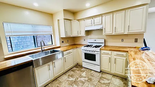 733 W Figueroa St #B Photo 1