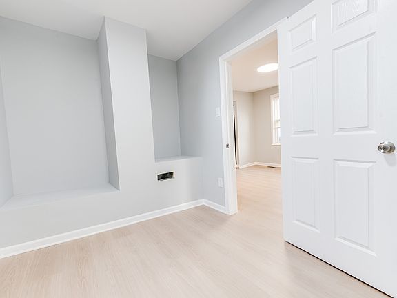 5th image of 2625 S Union Ave #2R