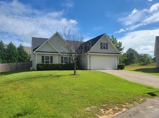 5708 Scarecrow Ct, Fayetteville, NC 28314