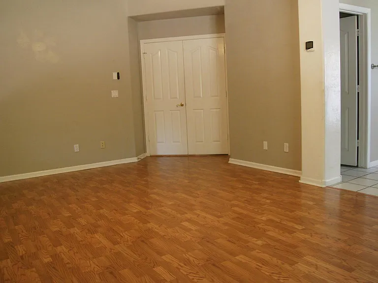 1307 W Stacey Ln — Photo 16