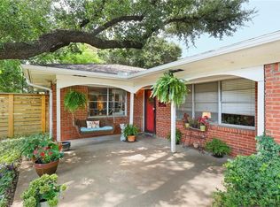 1828 Gravley Dr, Carrollton, TX 75006