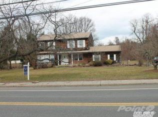 483 Half Hollow Rd, Dix Hills, NY 11746