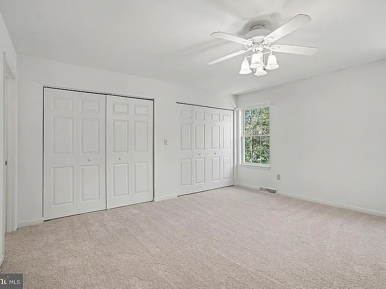 239 G St — Photo 4