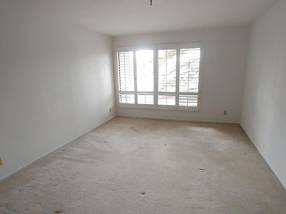 5th image of 49 Showers Dr APT W304