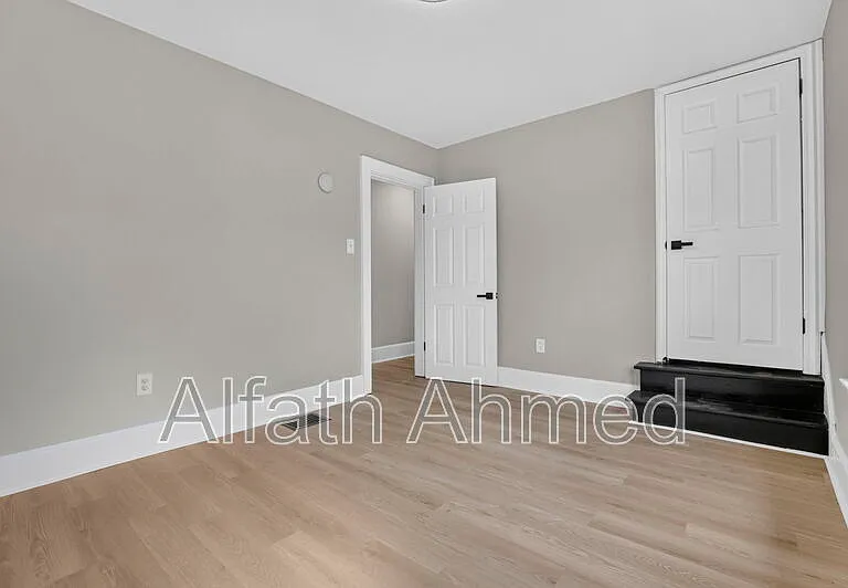 1770 Kent St — Photo 14