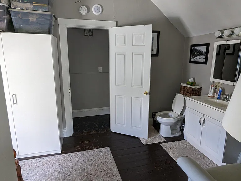 140 Grove St — Photo 24