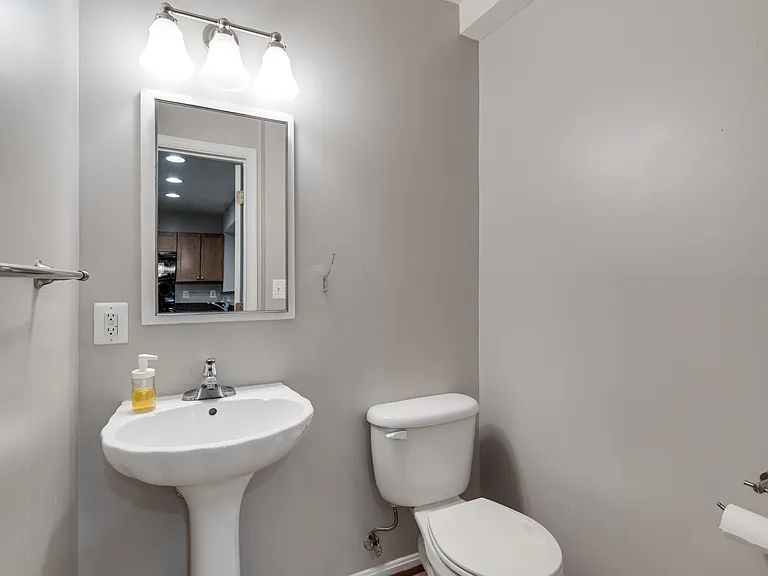 1171 N Van Dorn St — Photo 22