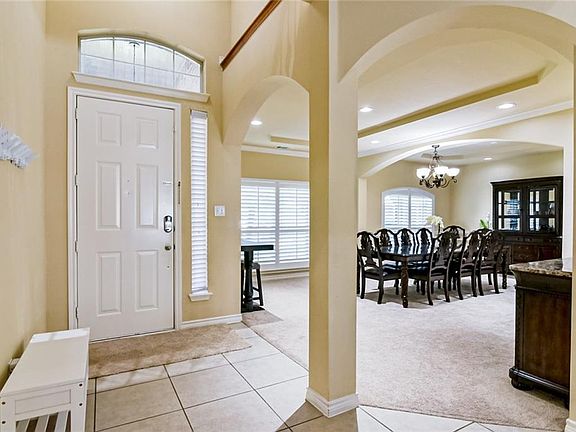 4th image of 101 Autumnwood Dr