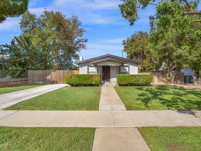 1905 N Vagedes Ave, Fresno, CA, 93705