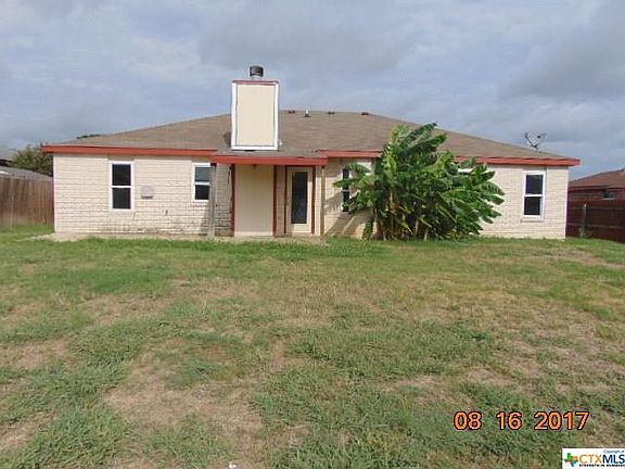2nd image of 2602 Thoroughbred Dr