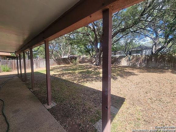 4th image of 5906 Woodridge Park