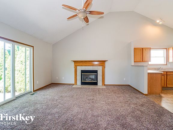 4th image of 552 Thistleview Dr