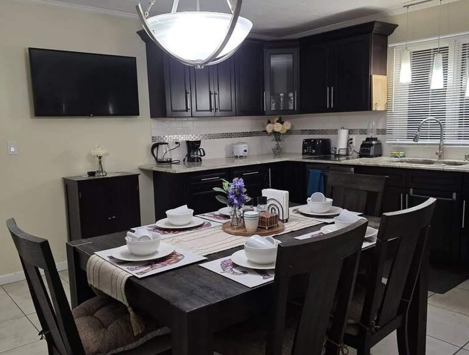 2 bed, 1.0 bath, $9,631 — Photo 4
