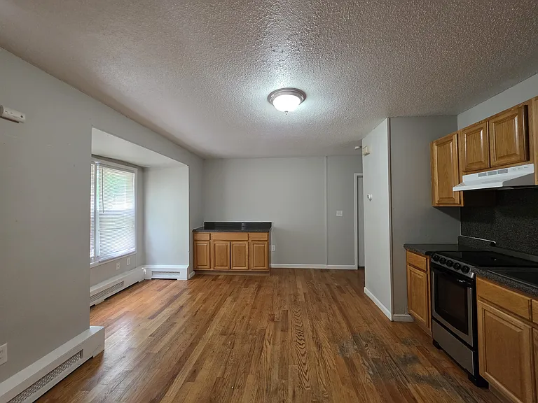 239 Fitch St #C2 — Photo 2
