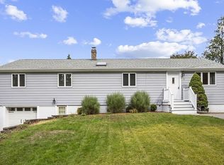 24 Maclarnon Rd, Salem, NH 03079