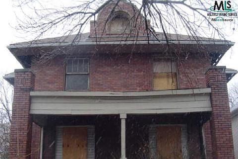 1st image of 1591 W Grand Blvd
