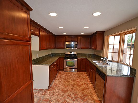 3rd image of 3852 Calle Alta Vis