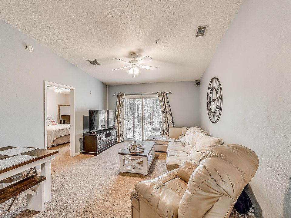 1st image of 224 Larkin Pl Unit 106