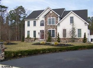 12 Faith Dr, Egg Harbor Township, NJ 08234