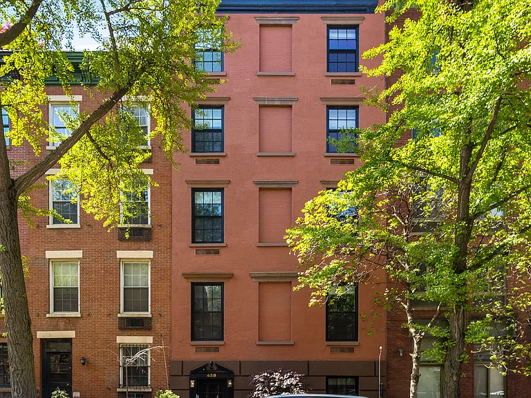 458 W 20th St #4D — Photo 9