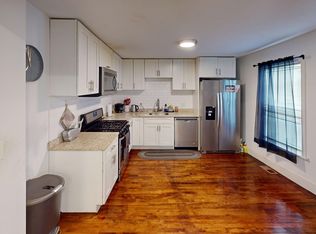 17 Elliot St, Worcester, MA 01605