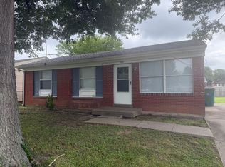 508 Blossom Rd, Louisville, KY 40229