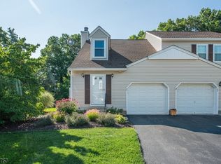 84 Carriage Ln, Newton Town, NJ 07860