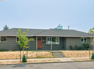 7910 SE Center St, Portland, OR 97206