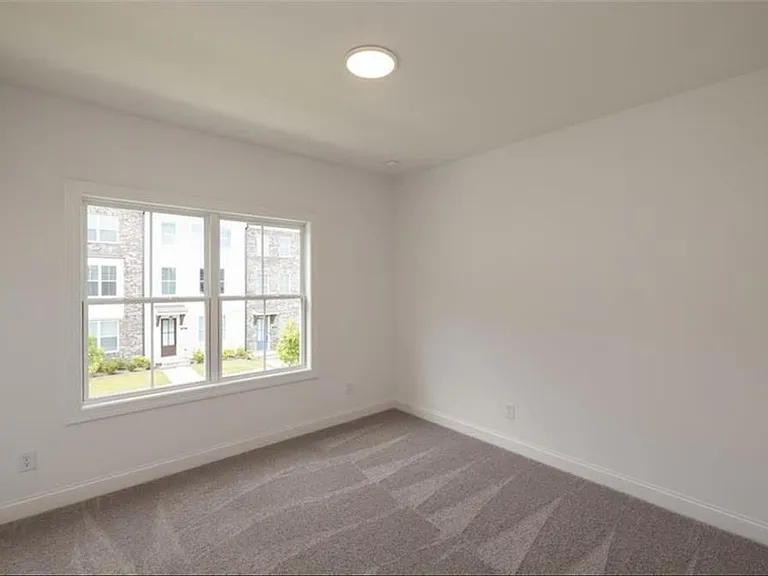 5209 Riden Ct — Photo 17