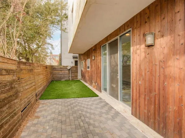 3910 Austin St, Houston, TX 77004