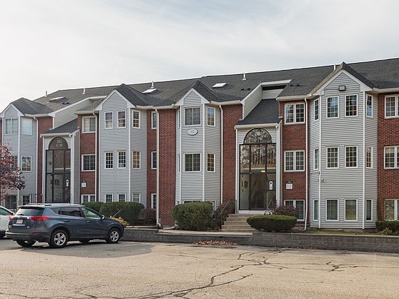 2nd image of 202 Tall Oaks Dr Unit J