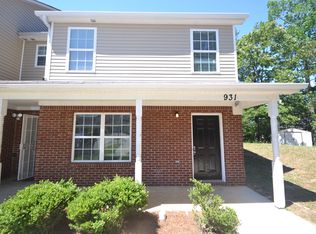 931 Hickory Bend Rd, Atlanta, GA 30349