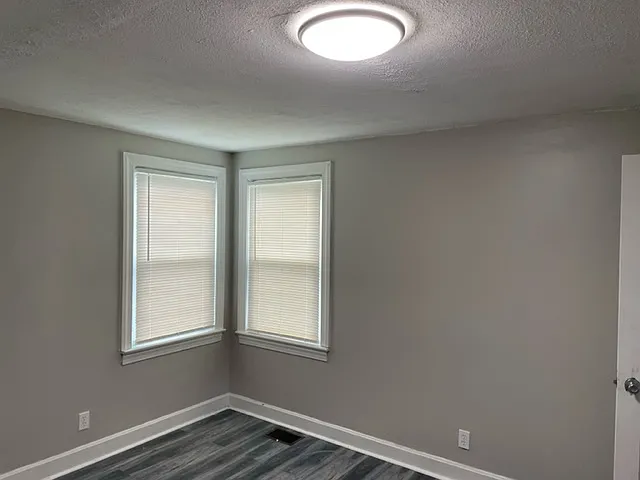 5108 Columbia Ave — Photo 3
