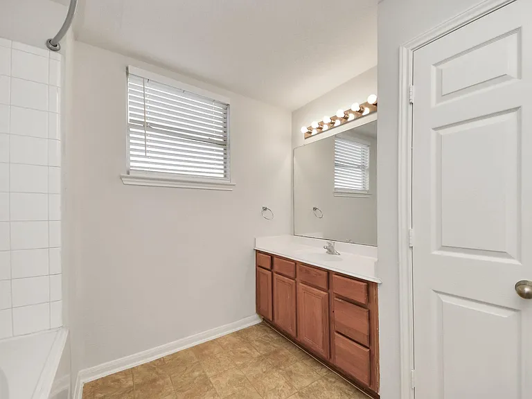 6702 Albion Crescent Dr — Photo 24