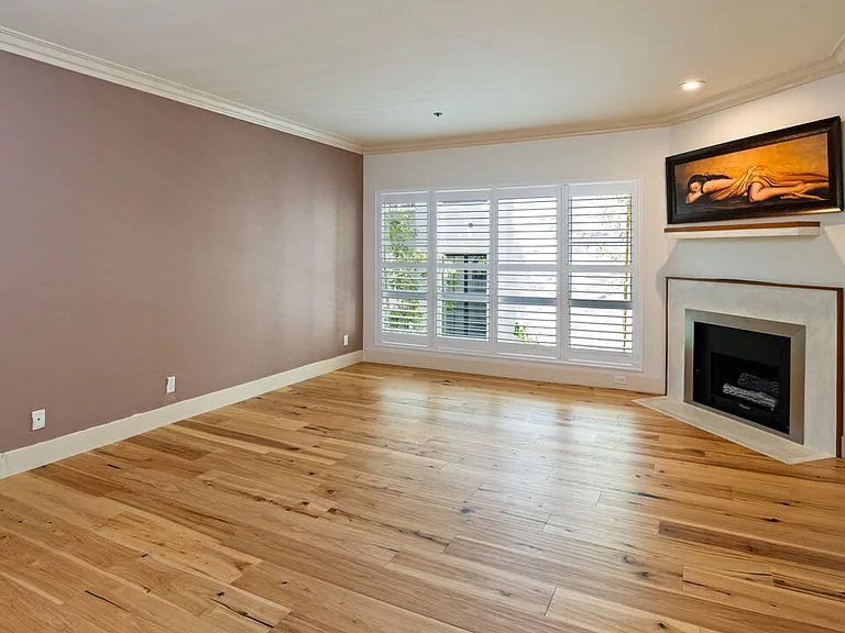 575 S Barrington Ave #305 — Photo 21