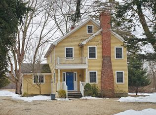 4 Lloyd Point Dr, Lloyd Harbor, NY 11743