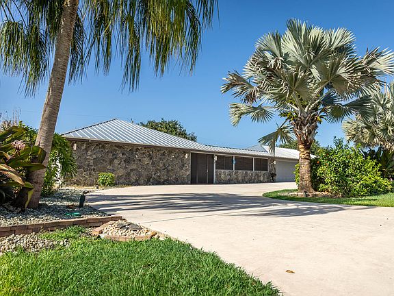 4th image of 3504 FONTANEDA Avenue