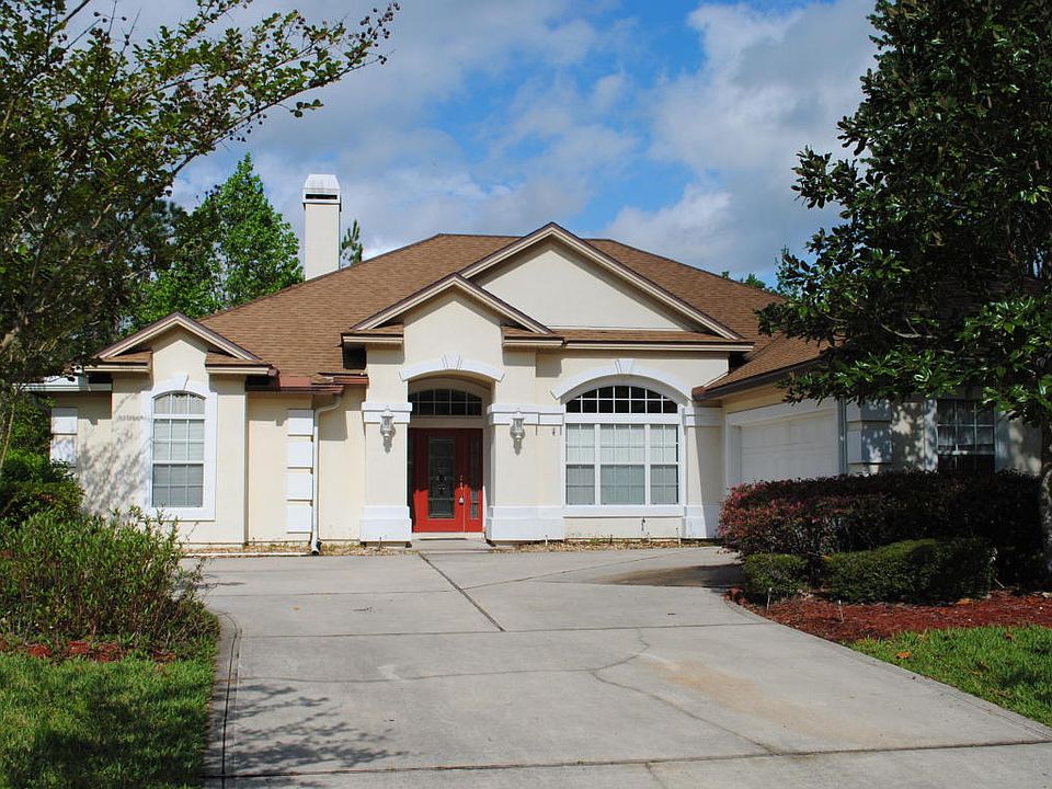 1st image of 556 Little Fox Dr