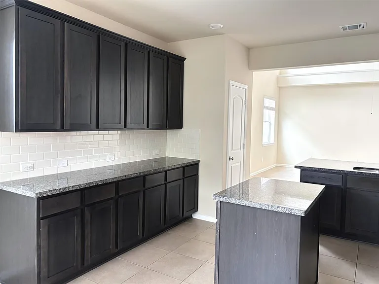 6034 Prince Place Dr — Photo 18