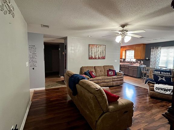 4th image of 4317 Chandler Way