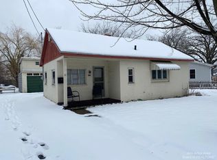 957 Treat St, Adrian, MI 49221