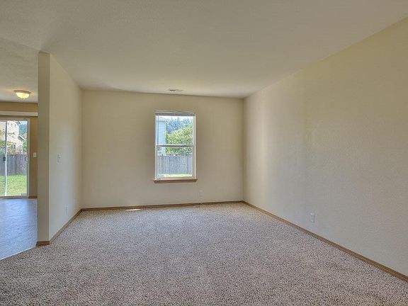 4th image of 1006 Boatman Ave NW