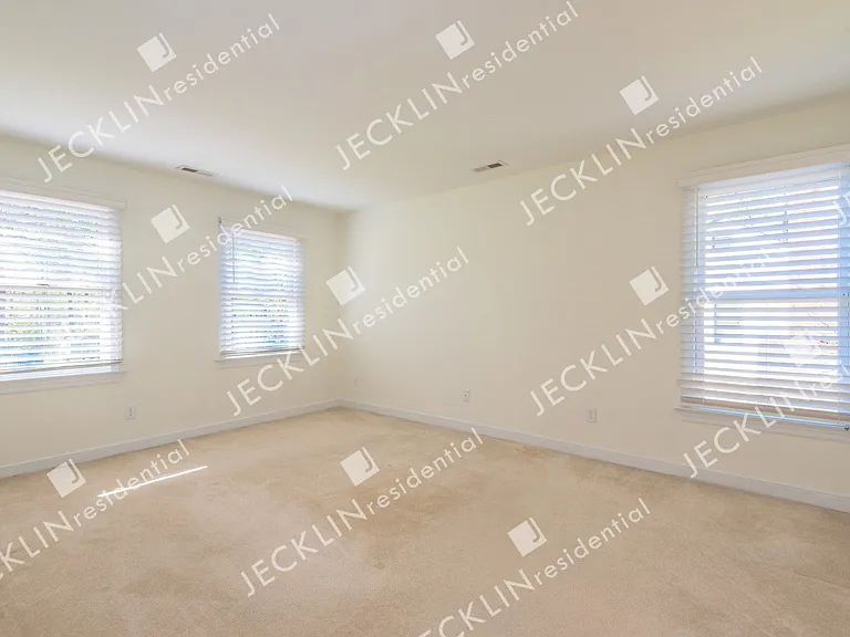 12515 Cutler Ridge Dr — Photo 8