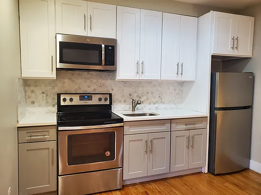 Rented by Sharpstone Realty LLC | media 4