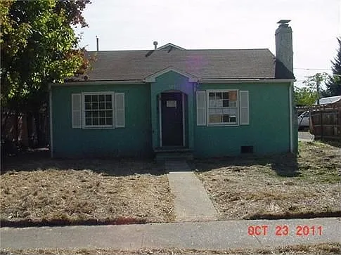 525 Palm St photo 1