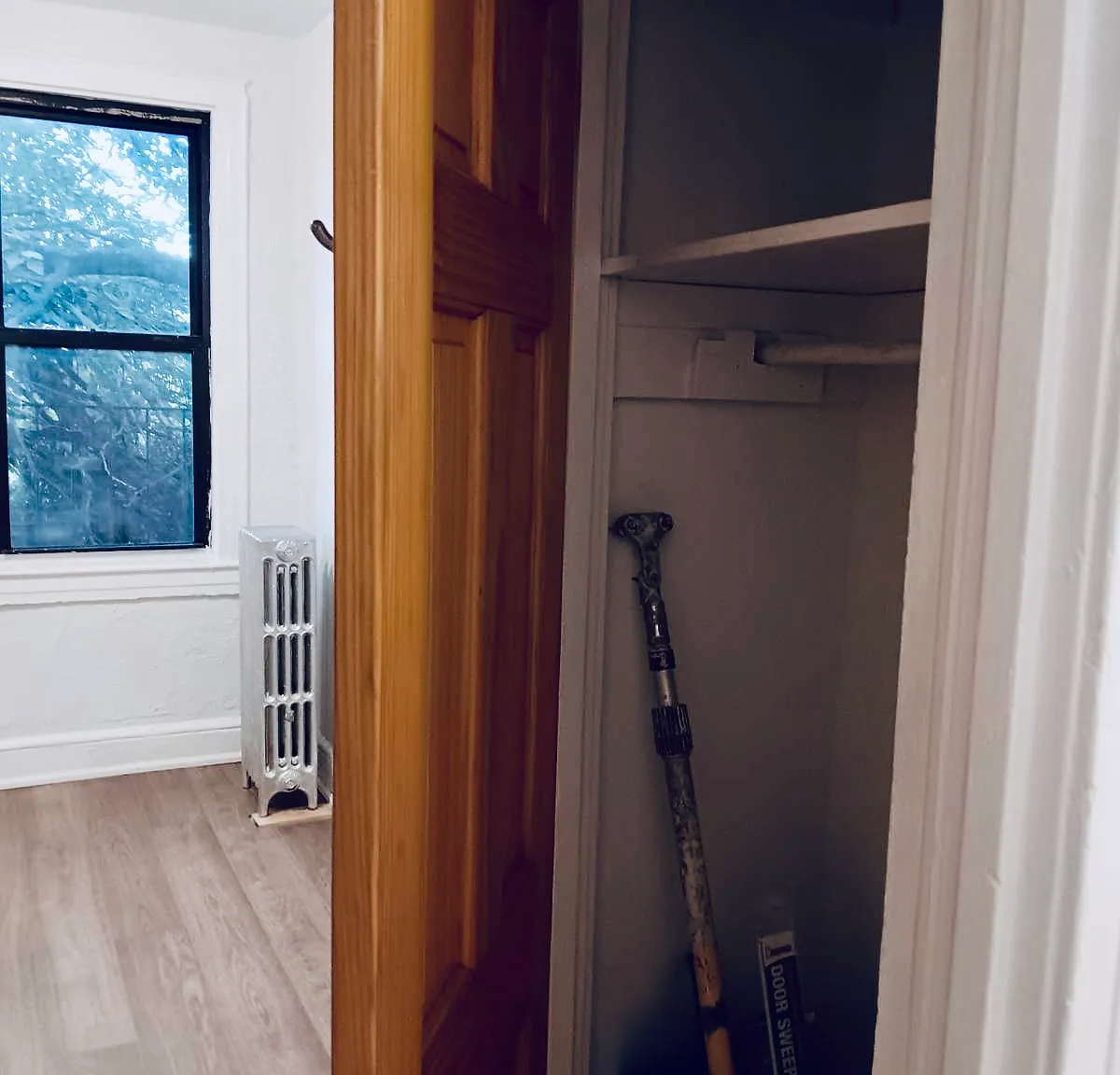 2 bed, 700 sqft, $2,700 — Photo 4