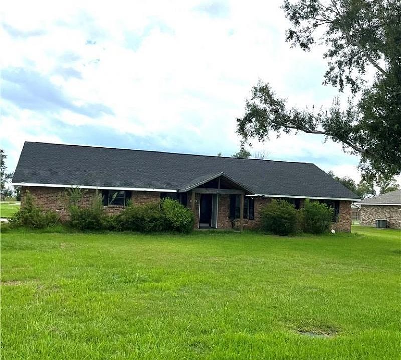 1st image of 7014 Windmill Ln